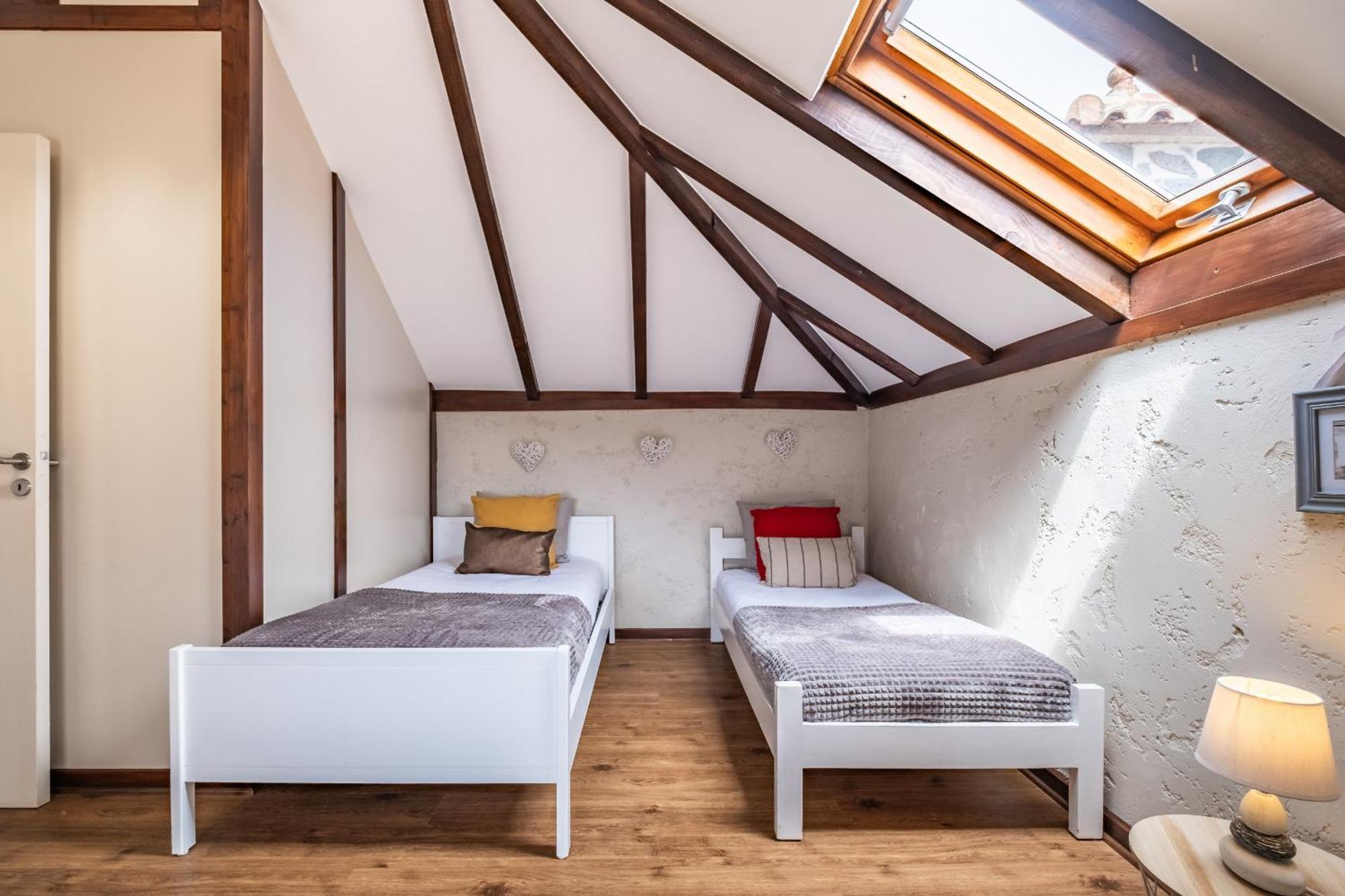 Sao Jorge Cottage - By Wehost Santana  Extérieur photo